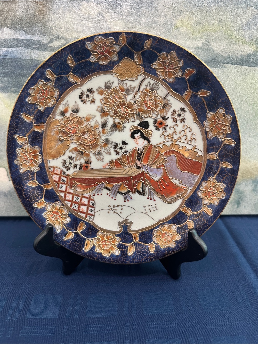 Decorative Oriental Geisha Plate in Navy and Gold. Satsuma